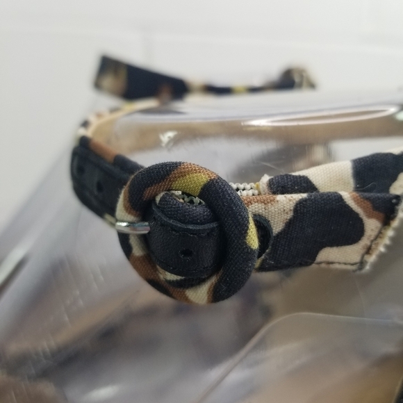 Cabi Kiki Leopard nimal print ankle strap block heels - Picture 9 of 11